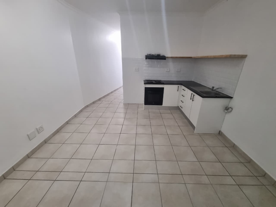 To Let 2 Bedroom Property for Rent in Observatory Western Cape